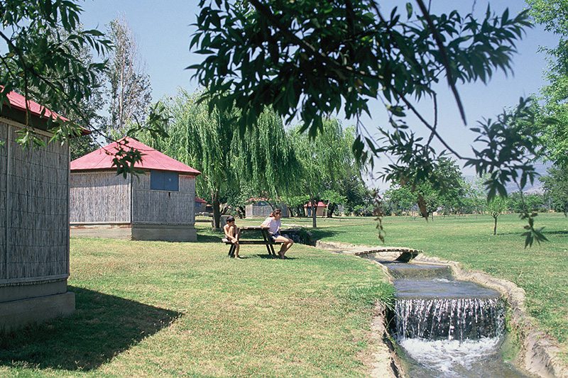 חניון על פלגי מים - חורשת טל