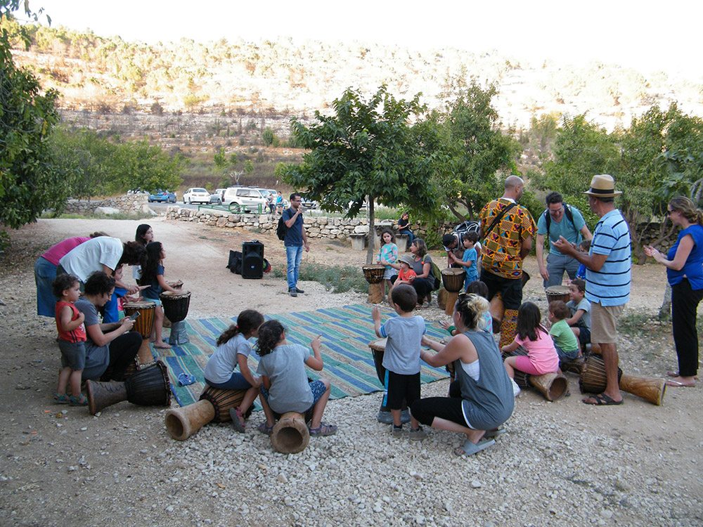 סדנת תופים במבצע חלבלוב