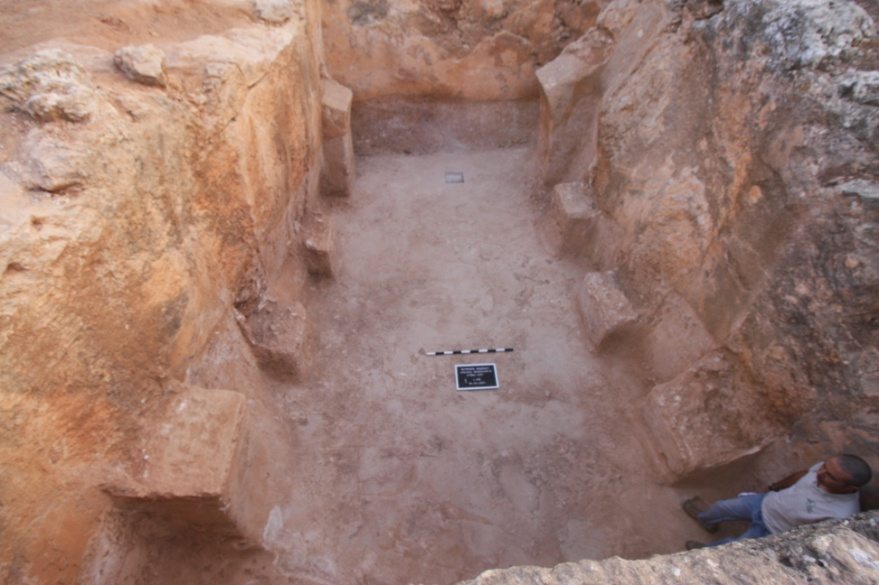 המאגר הקטן בתום חפירתו