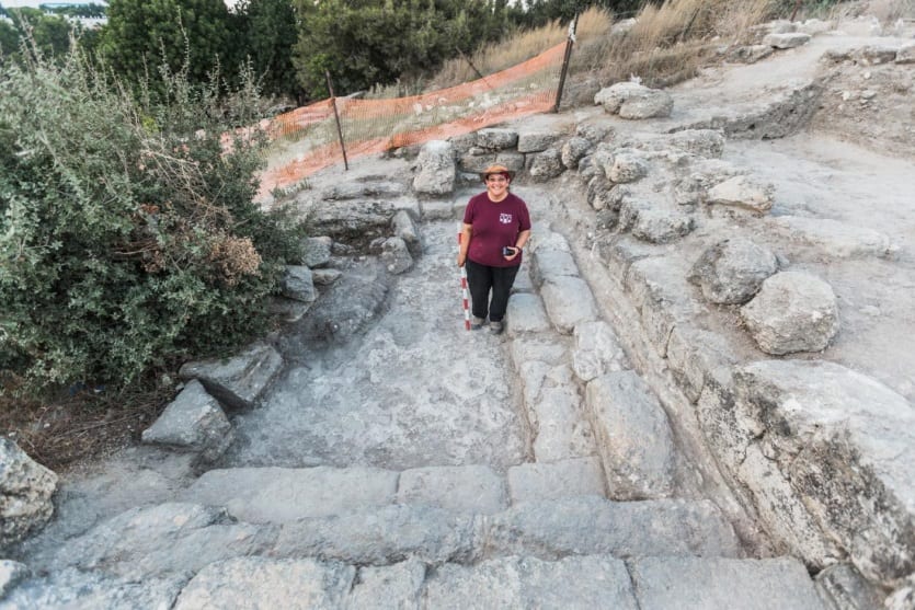 חפירות בית שערים3.jpg