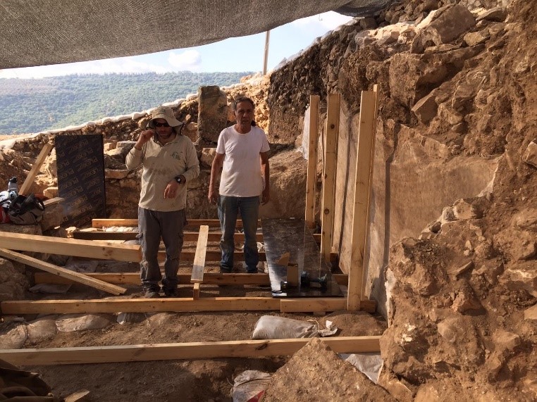 יודפת - בניית קיר שימור מול בית הפרסקו