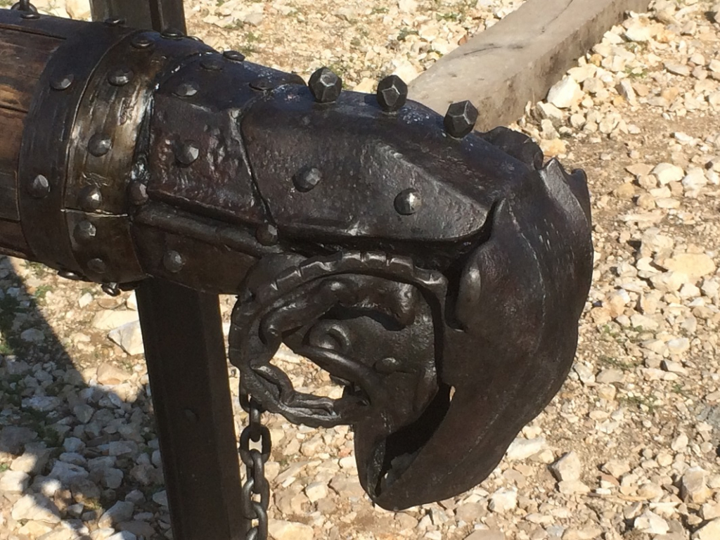 המחשה של איל ברזל מימי המצור- צילום אורי ארליך