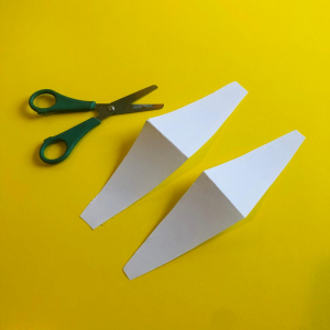 מסיכת קרקל לפורים - החומרים הדרושים, צילמה אפרת חסון דה בוטון